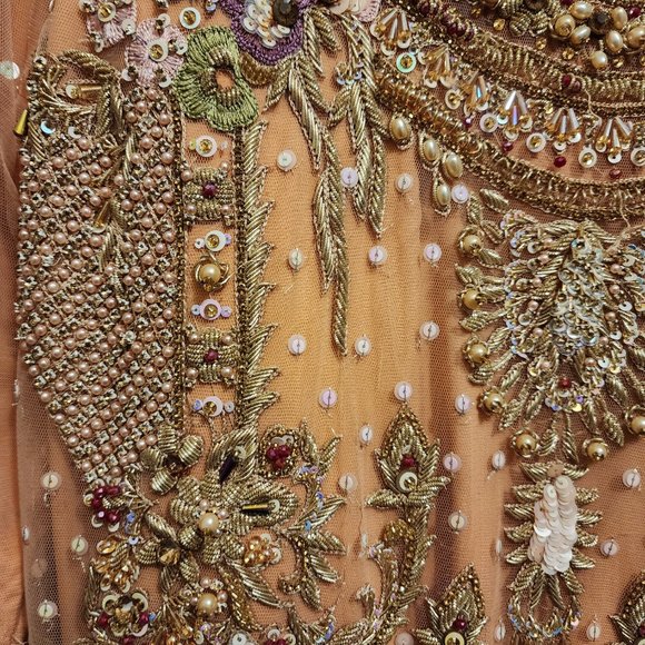 PAKISTANI PARTY WEAR - Picture 3 of 4